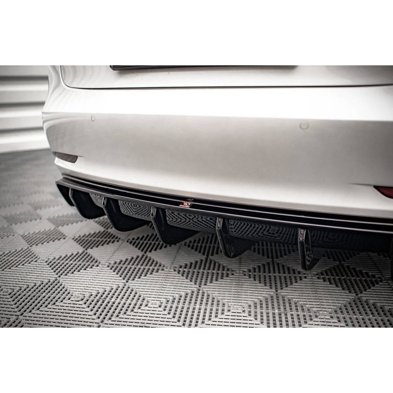 Tesla Model 3 (2017-2024) Maxton Design Rear V.alance Diffuser V.2