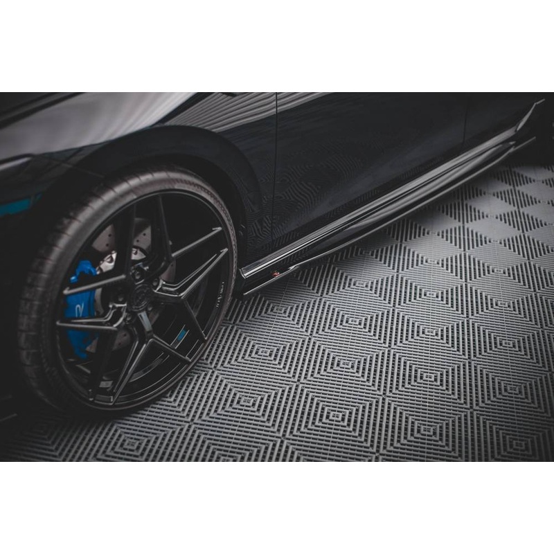 Volkswagen Golf (ALL YEARS) Mk8 Maxton Design Side Skirts V.2 V.W Golf Mk8 R