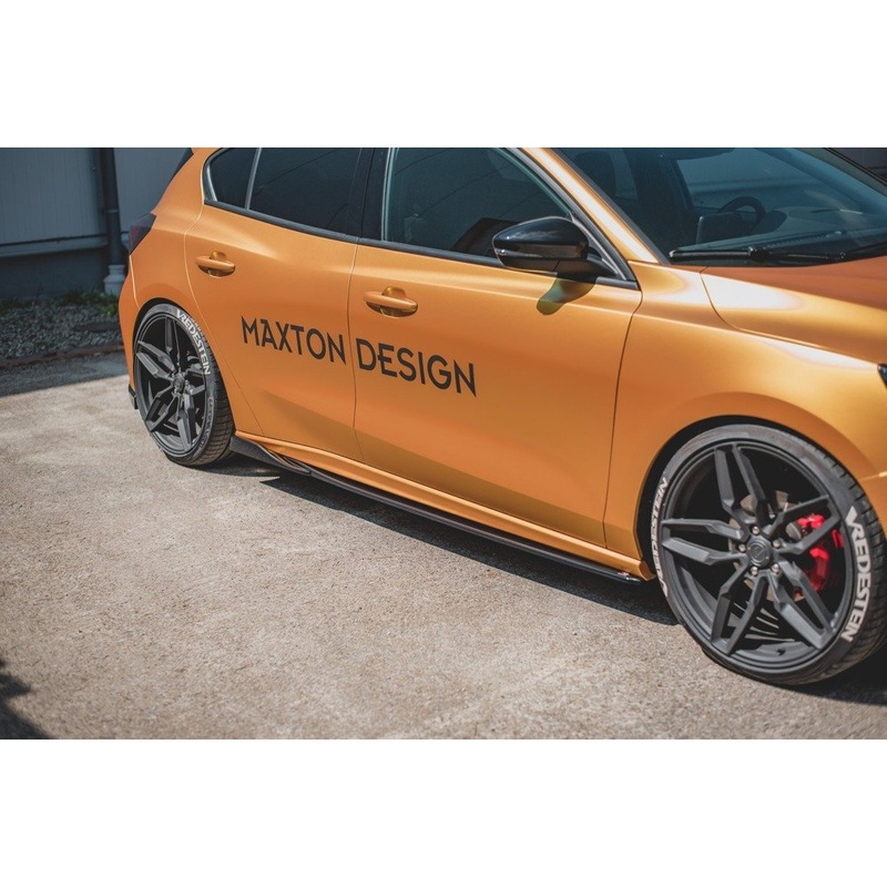 Ford Focus (ALL YEARS)  Maxton Design Ford Focus Mk4 ST Side Skirts
