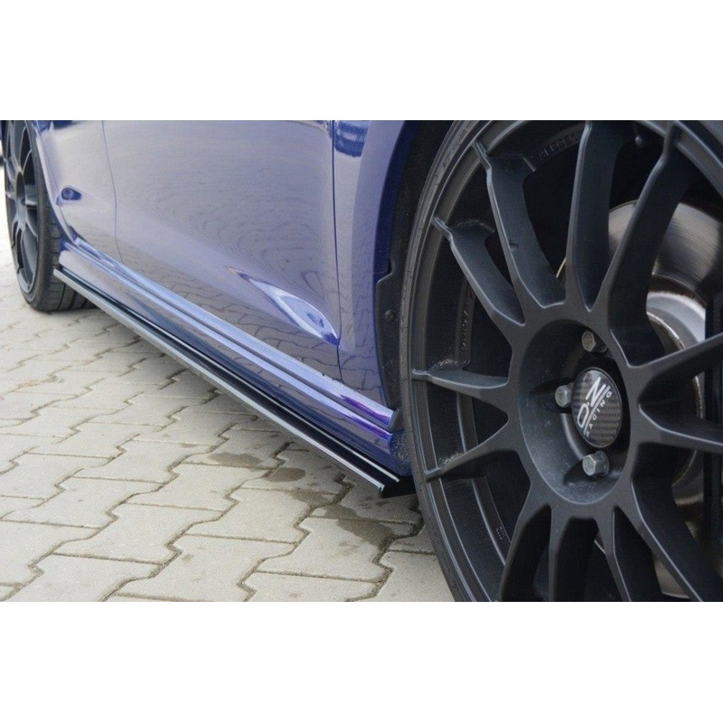 Volkswagen Golf R (2013-2017) MK7 Maxton Design Side Skirts