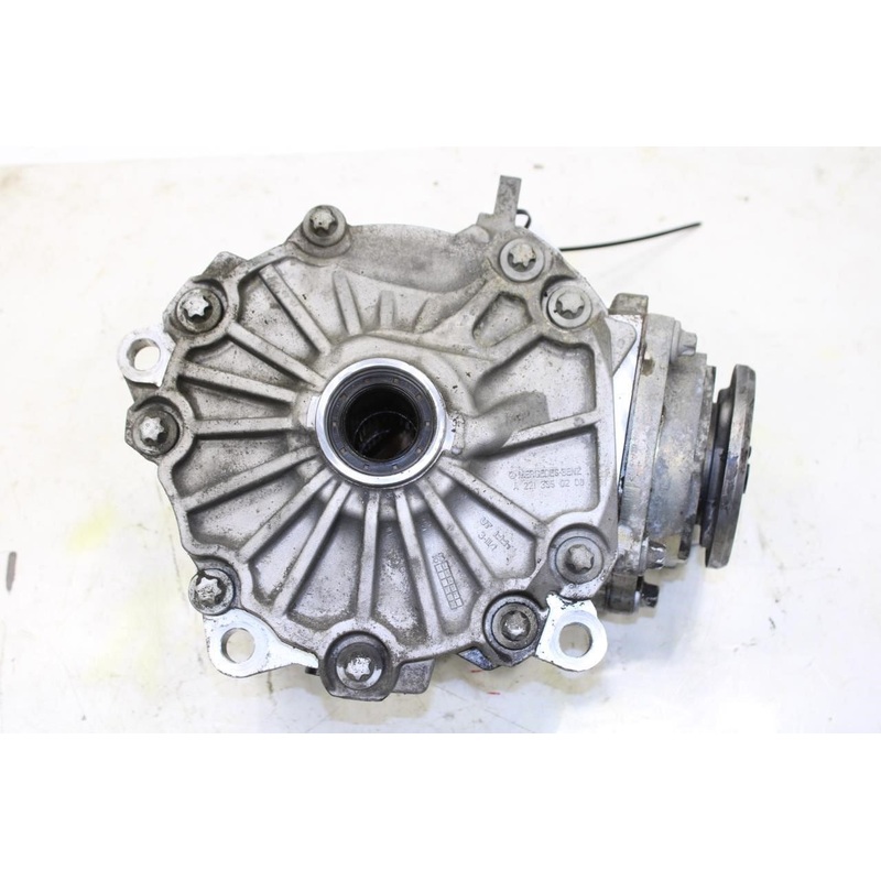 07-17 Mercedes-Benz S550 AWD Front Differential Carrier 2.65 ratio 221-330-14-02