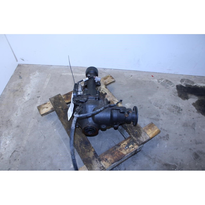 20-23 Toyota Tacoma 3.5L 4x4 AT Front Axle Differential Carrier 3.909 ratio 68K