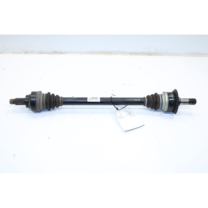 2015-16 BMW 435i Gran Coupe xDrive Rear Right Side CV Axle Shaft 33207597678 OEM