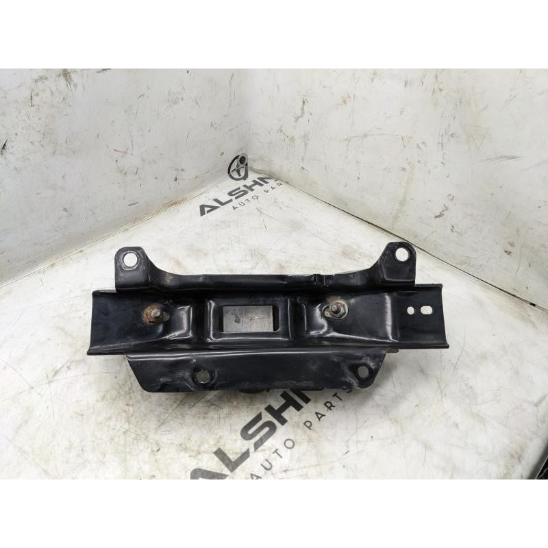 2019-2023 Ram 1500 Laramie 8HP75 AT Mount Bracket w Insulator 68264784AF OEM