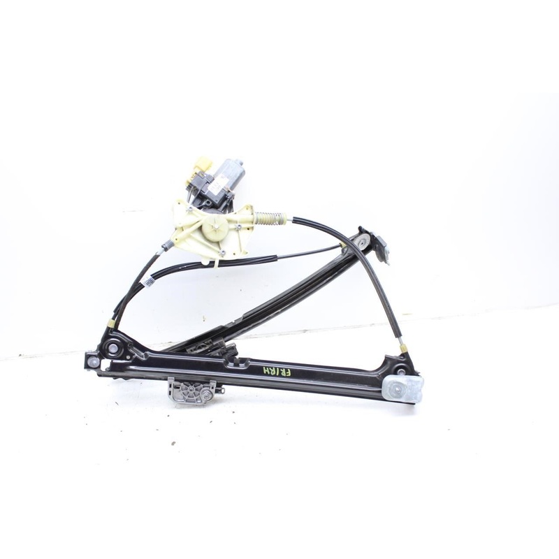 14-20 Maserati Ghibli Front Right Side Door Window Regulator w/ Motor 6700098150