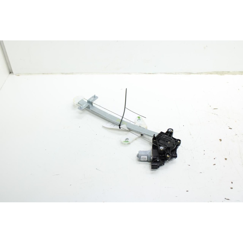 2018-2023 Honda Accord RR RH Side Window Regulator w/ Motor 72710-TVA-A01