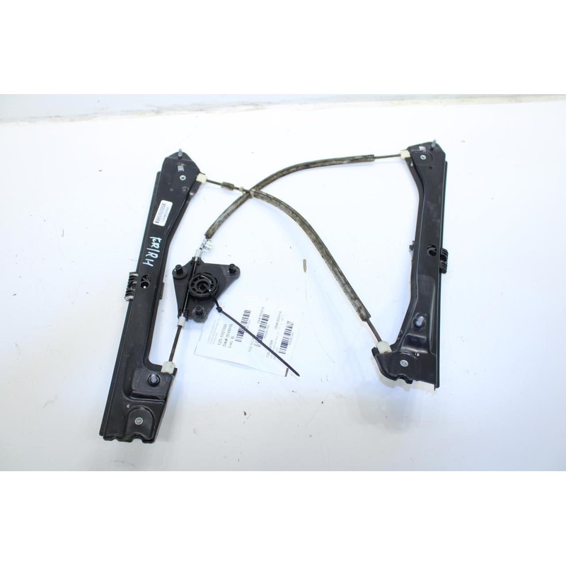 2015-18 Volkswagen Jetta Sport Front RH Side Door Window Regulator 5C6-837-462-L