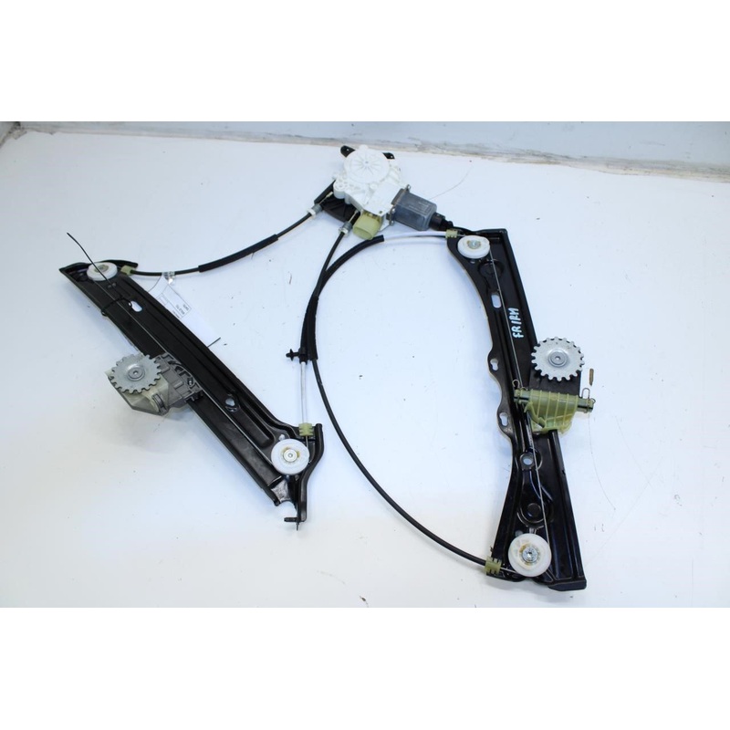 2015-2016 BMW 435I Gran Coupe FR RH Door Window Regulator w/ Motor 51337365260