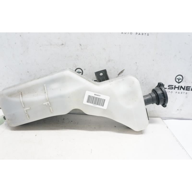 15-16 Hyundai Genesis 3.8L Radiator Coolant Reservoir Bottle 25430-B1100 OEM