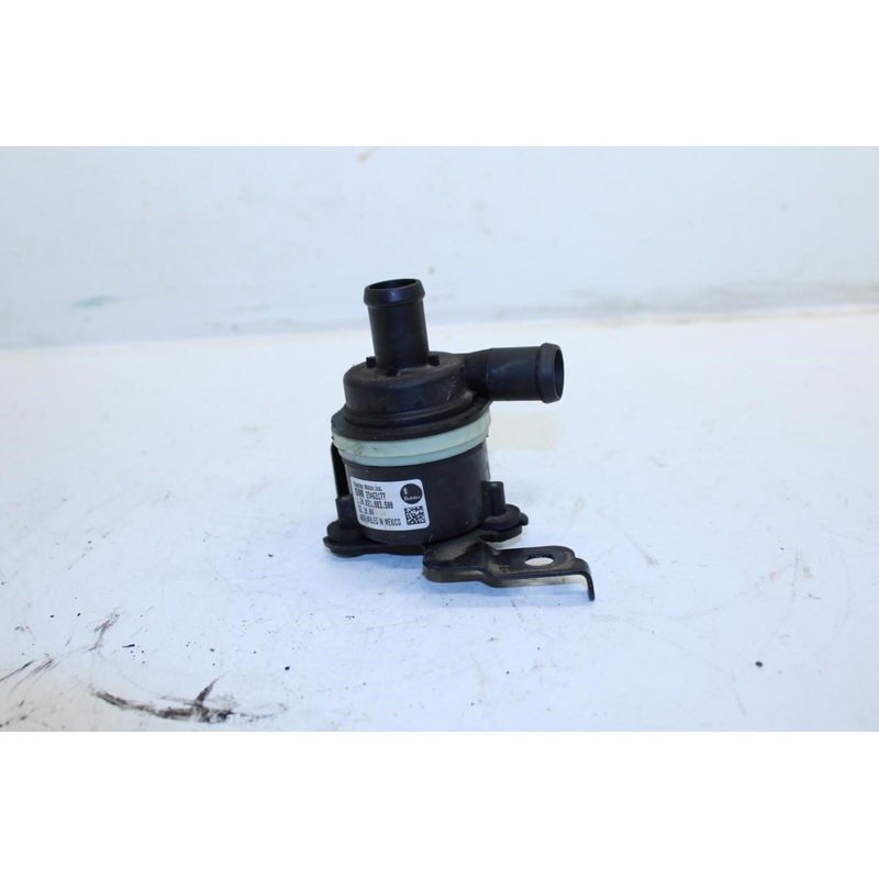 18-24 GMC Terrain Denali Radiator Coolant Cooling Auxiliary Water Pump 23463177