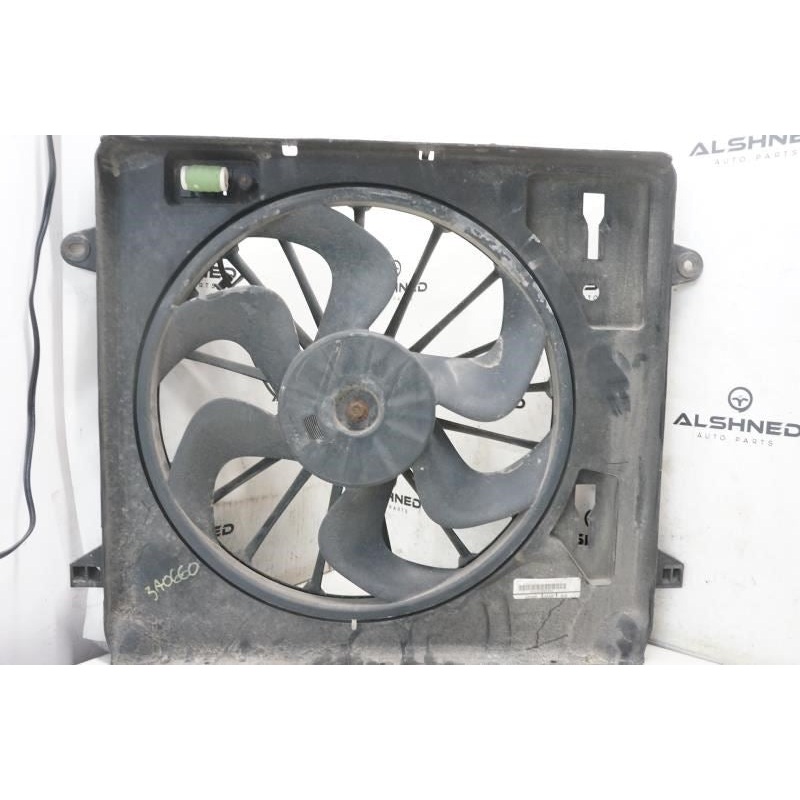 2008-2011 Jeep Wrangler 3.8L Left Radiator Cooling Fan Motor Assy 68039594AA OEM