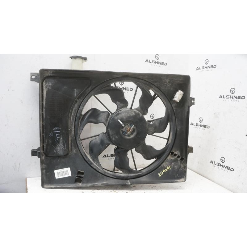 2011-2013 Hyundai Elantra 1.8L Radiator Cooling Fan Motor Assembly 25380-3X000