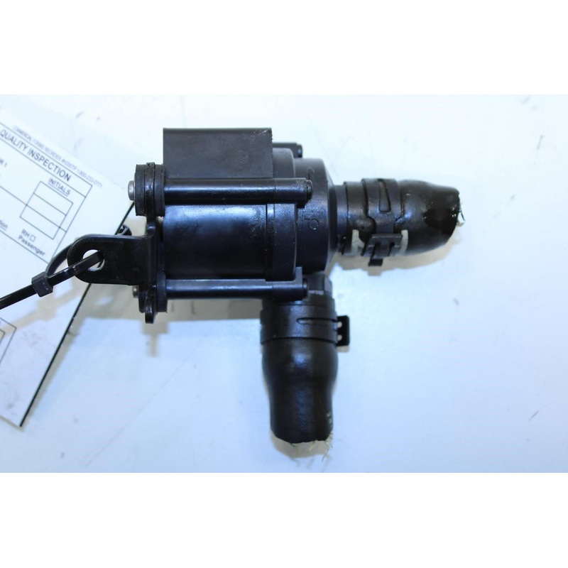 2014-2018 Volkswagen Jetta Sport 1.8L Front Right Engine Auxiliary Water Pump