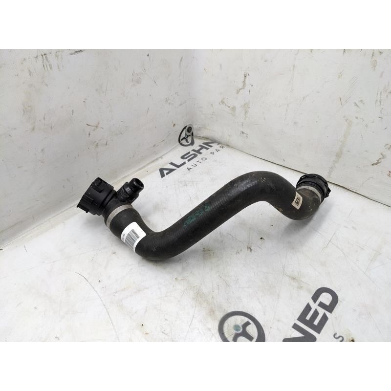 2017-2020 BMW 430i xDrive Radiator Top Thermostat Pipe Hose 17128662836 OEM