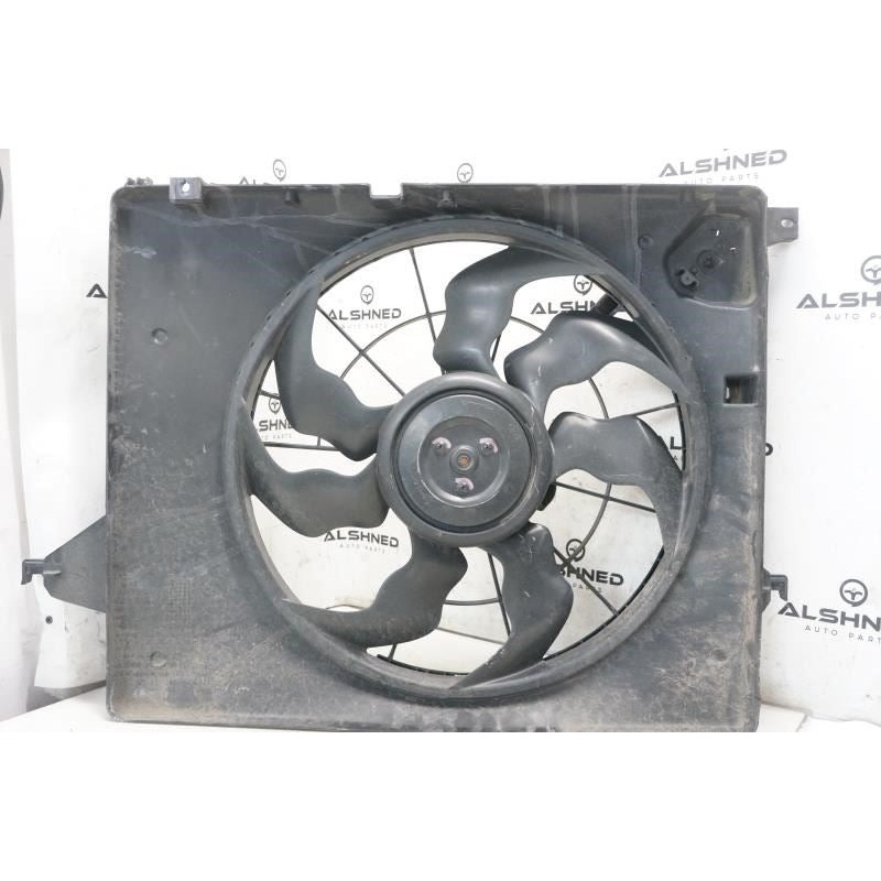 13-19 Hyundai Santa Fe 3.3L Radiator Cooling Fan Motor Assembly 25380-B8800 OEM