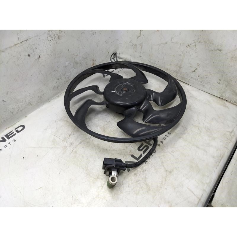 17-20 Hyundai Elantra 2.0L Cooling Fan Motor w Blade 25386-F2000 25231-F2000 OEM