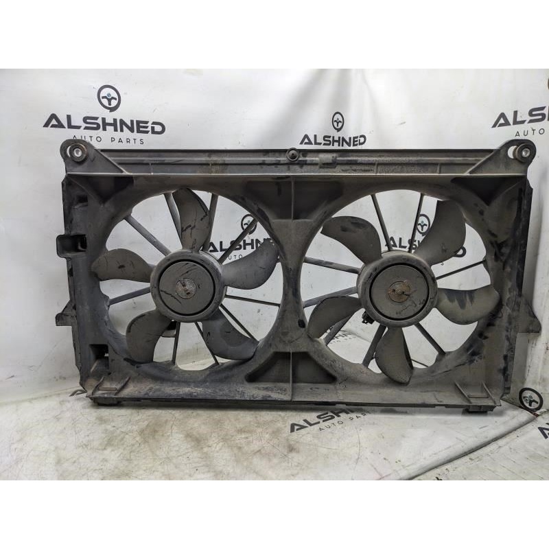 2007-2013 GMC Sierra 1500 4.8L Radiator Cooling Fan Motor Assy 15780788 OEM