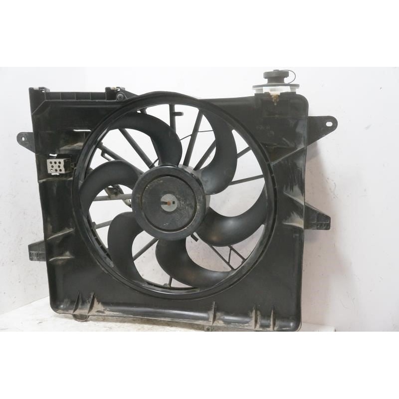2007-2014 Ford Mustang 4.0L Left Radiator Cooling Fan Motor Assy 7R3V-8C607-AB