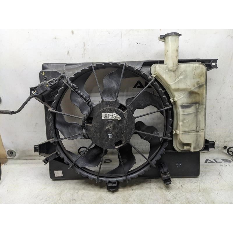 2011-2013 Hyundai Elantra Radiator Cooling Fan Motor Assembly 25380-3X100 OEM