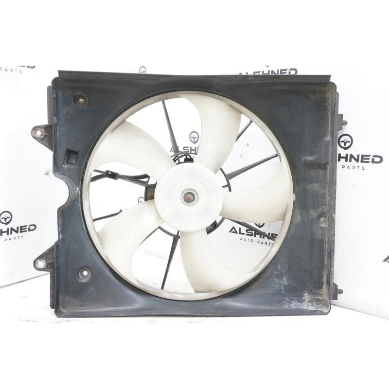 2011-2017 Honda Odyssey Radiator Cooling Fan Motor Assembly 19015-RV0-A01 OEM