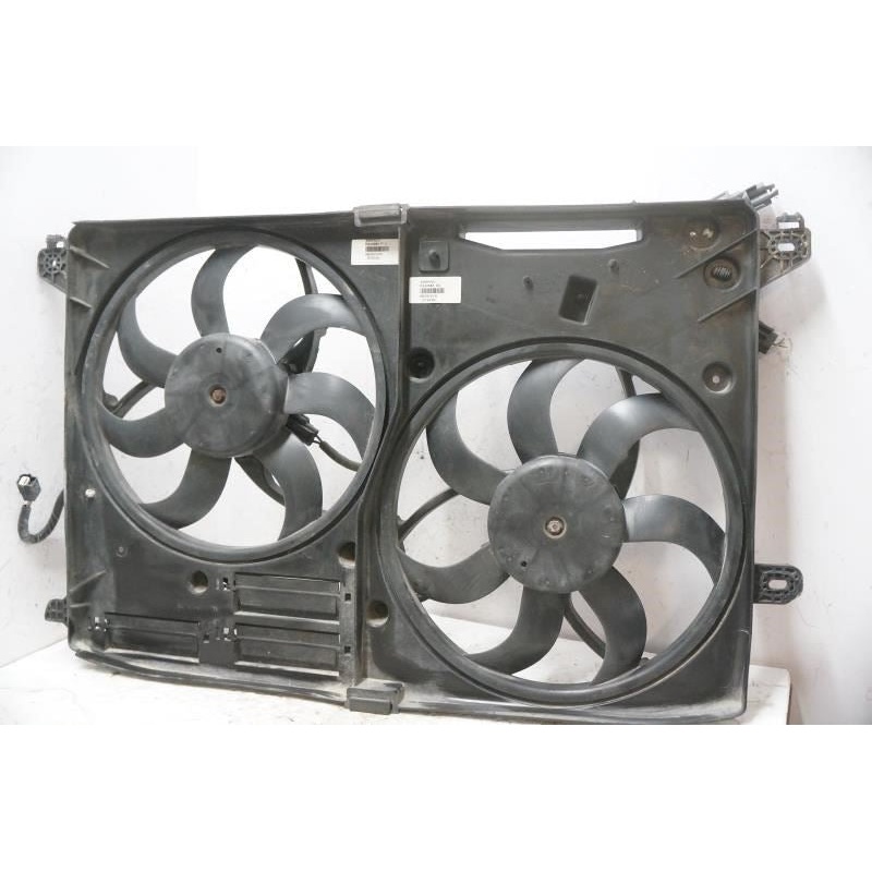 2013-2020 Ford Fusion 2.5L Dual Radiator Cooling Fan Motor Assy DG93-8C607-DD