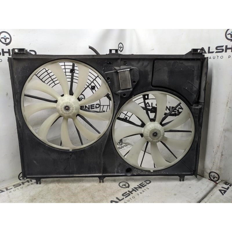 2014-19 Toyota Highlander 3.5L Radiator Cooling Fan Motor 16711-0P230 OEM *ReaD*