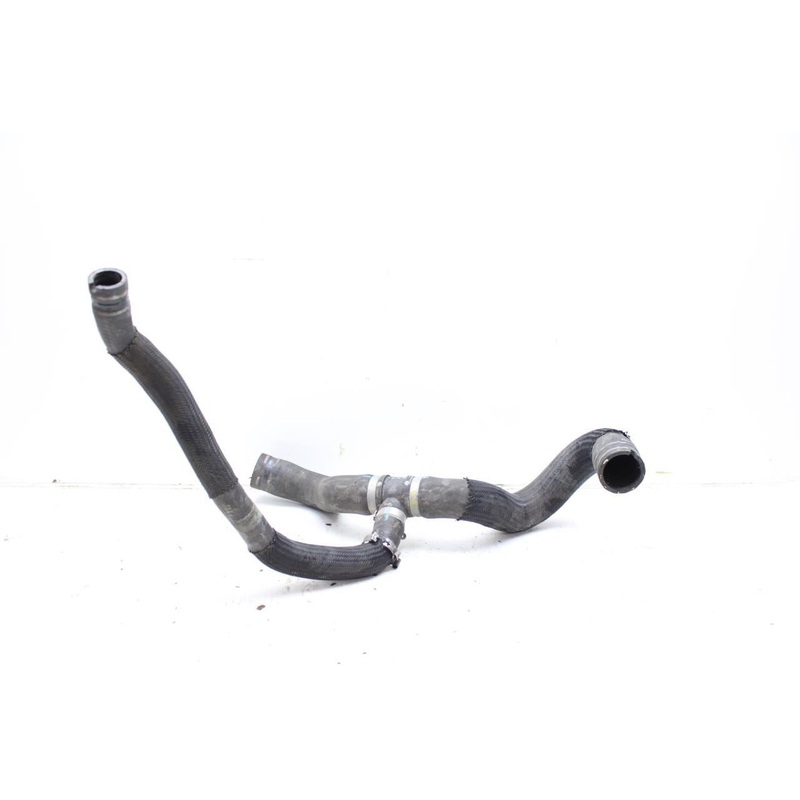 2014-20 Maserati Ghibli 3.0L Engine Radiator Water Coolant Outlet Hose 670001321