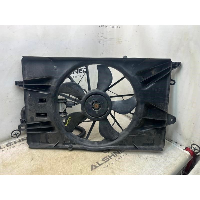 2014-2019 Jeep Cherokee LH Radiator Cooling Fan Motor Assembly 68197298AB OEM