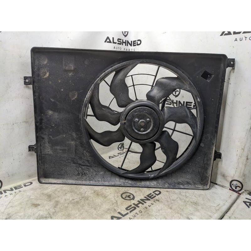 2015-2020 Kia Sorento EX 3.3L Radiator Cooling Fan Motor Assembly 25380C6600 OEM