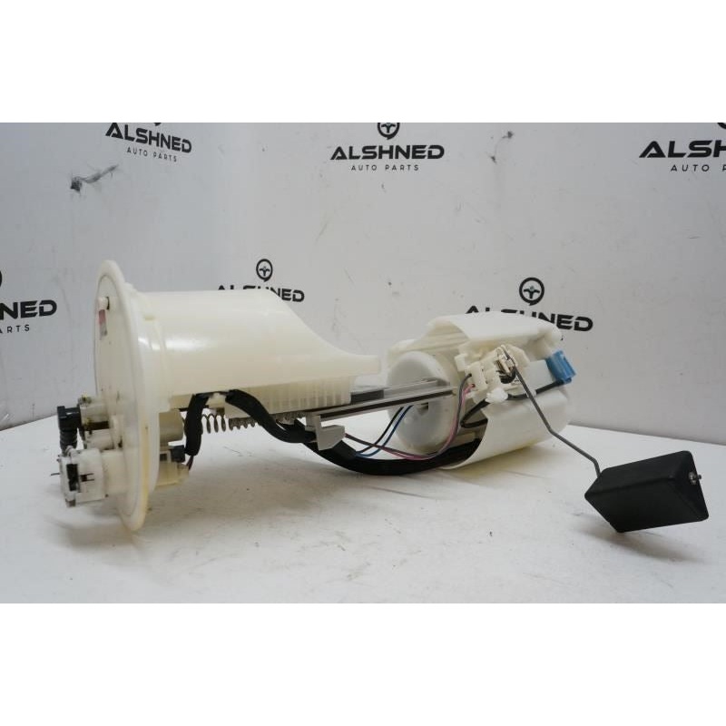 2010 Nissan Rogue Fuel Pump Assembly 17040-JM10B OEM