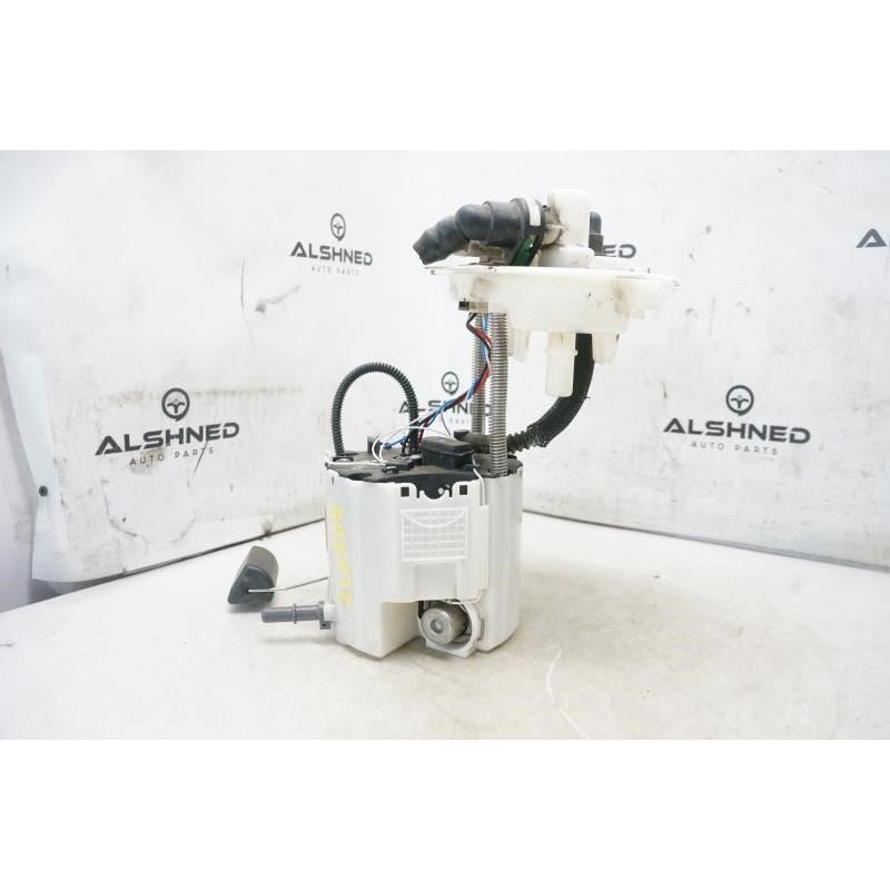 2013-2014 Cadillac ATS Fuel Pump Assembly 13503474 OEM