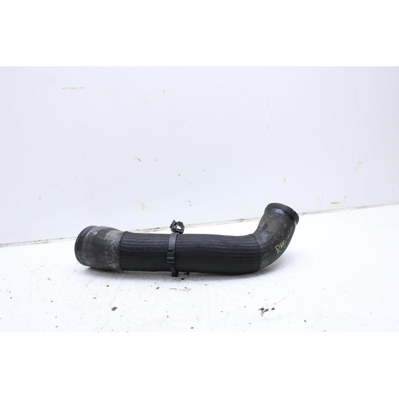 2014-20 Maserati Ghibli 3.0L Right Side Intercooler Pressure Hose Tube 670001351