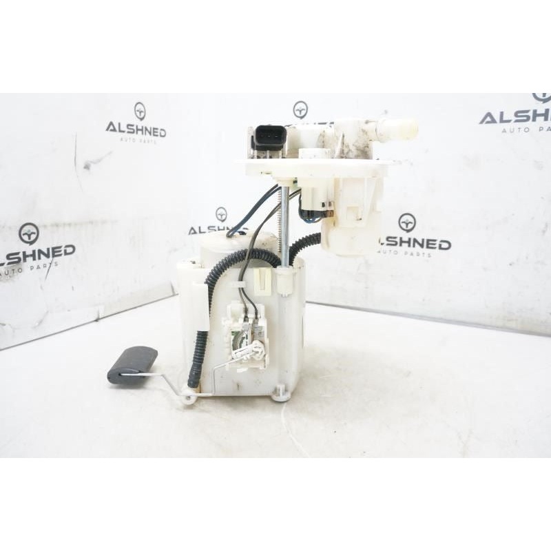 2014-2016 Kia Forte 1.8L Fuel Pump Assembly 31110A5600 OEM