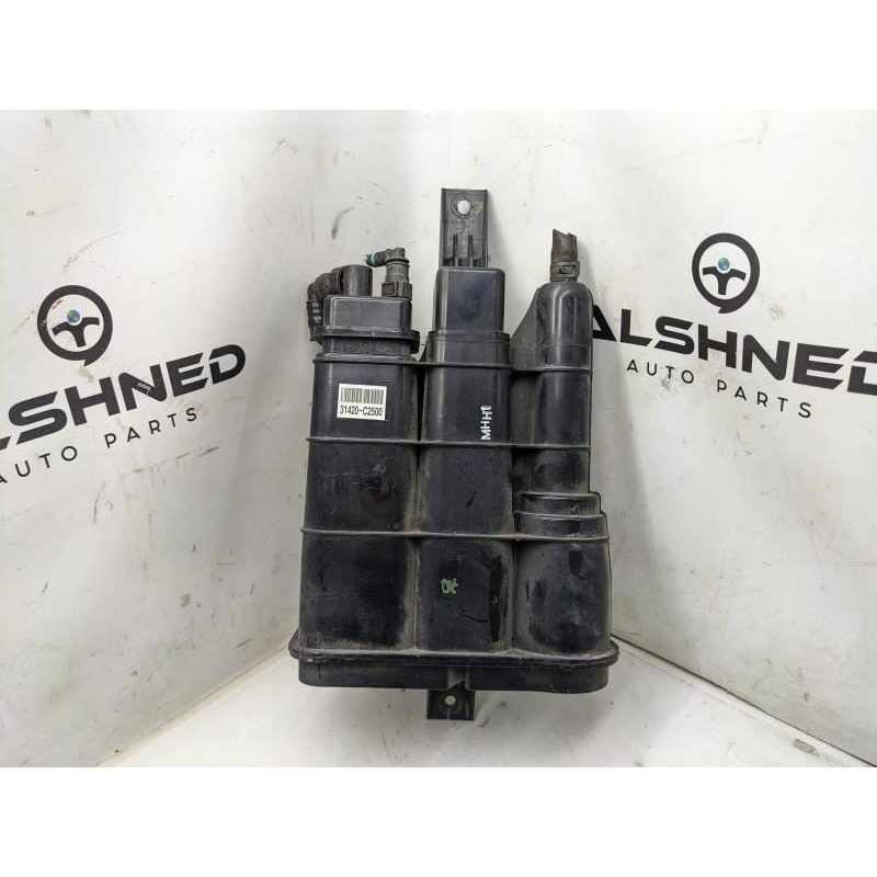15-19  Hyundai Sonata Fuel Vapor Evaporator Emission Canister 31420-C2500 OEM
