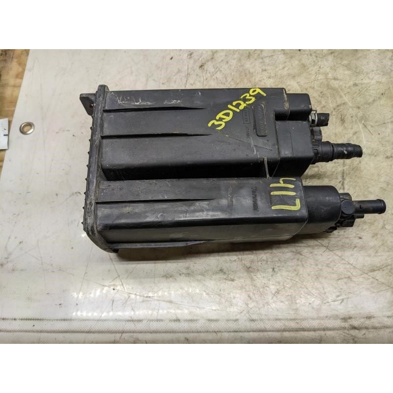 2004-2018 Nissan Maxima 3.5L Fuel Vapor Evaporator Emission Canister 14950-7Y00C