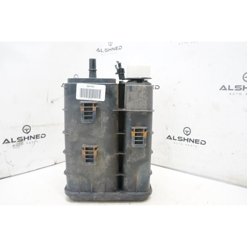 2008 Jeep Wrangler Fuel Vapor Evaporator Emission EVAP Canister 4891780AB OEM