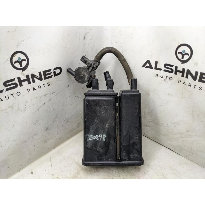 2010-2014 Mazda CX-9 3.7L Fuel Vapor Evaporator Emission Canister 8T43-9D653-AA