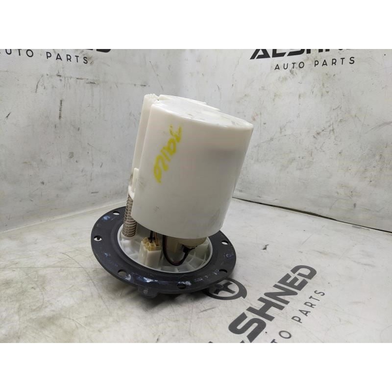 2013-14 Subaru Outback Legacy 2.5L Fuel Pump Assembly w/o Turbo 42021-AJ230 OEM