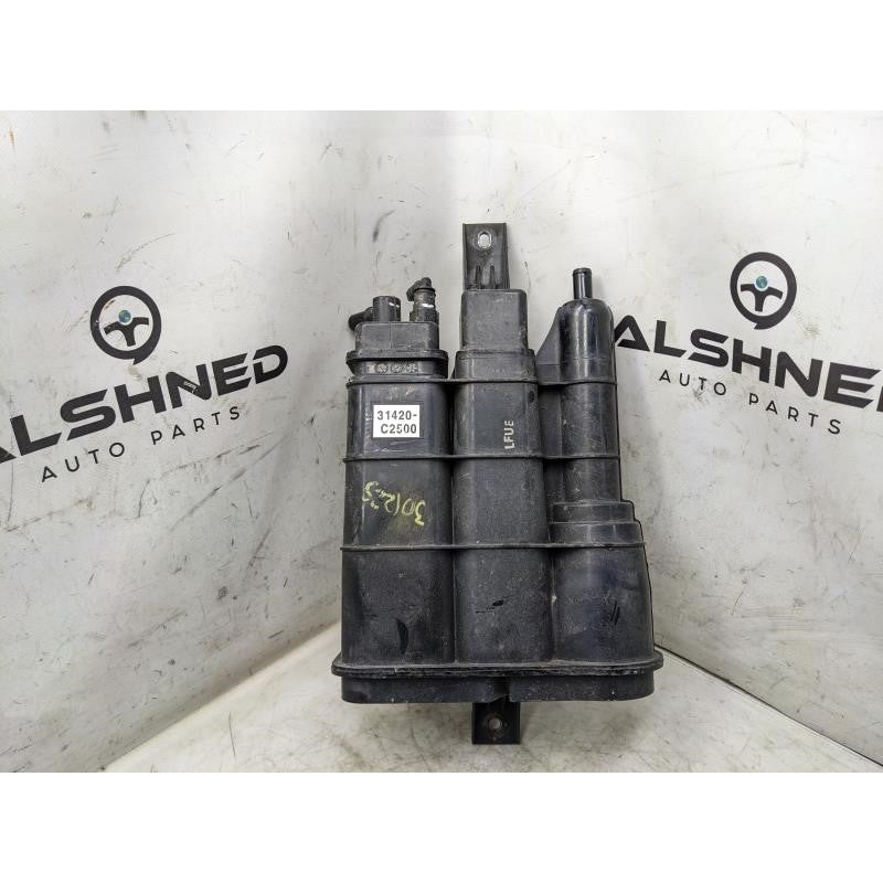 2016-2020 Kia Optima 2.4L Fuel Vapor Evaporator Emission Canister 31420-C2500