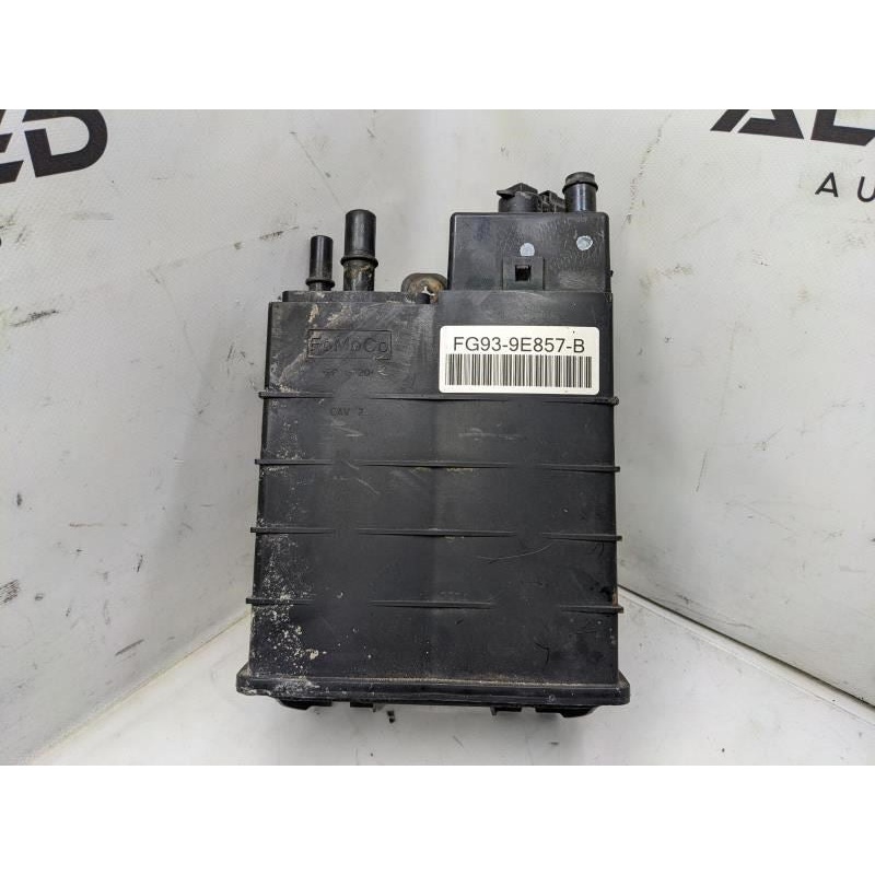 2016 Ford Fusion Fuel Vapor Evaporator Emission Canister FG93-9E857-B OEM
